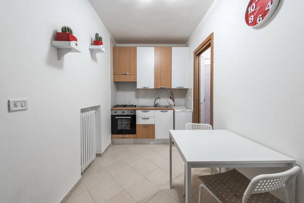 Al Cortile Lägenhet Bari Exteriör bild